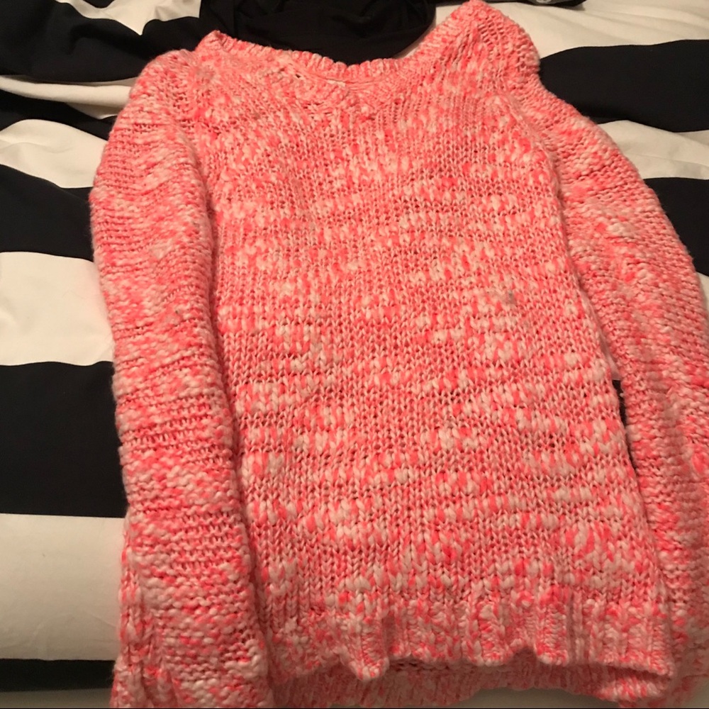 areo sweater
